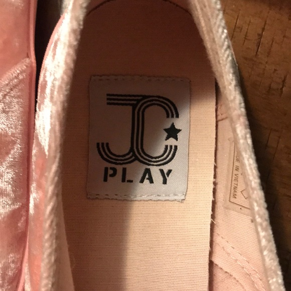 A little too small for me. - Picture 4 of 5